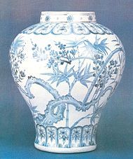 korean vase