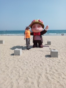 Load more ATTACHMENT DETAILS hauendae-beach-scene-2-